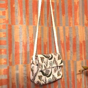 Wildflowers woven purse 🌀